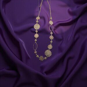 Lacey lightweight Silver plated Necklace